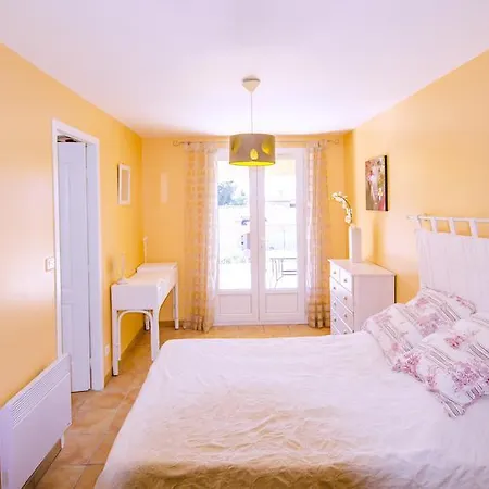 Villa Grande Récente à Maxime - Golfe De Saint Tropez
