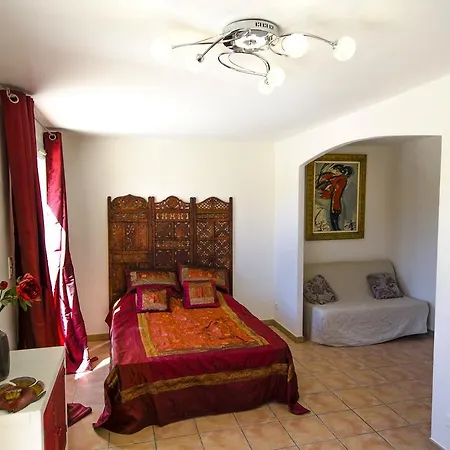Villa Grande Récente à Maxime - Golfe De Saint Tropez *